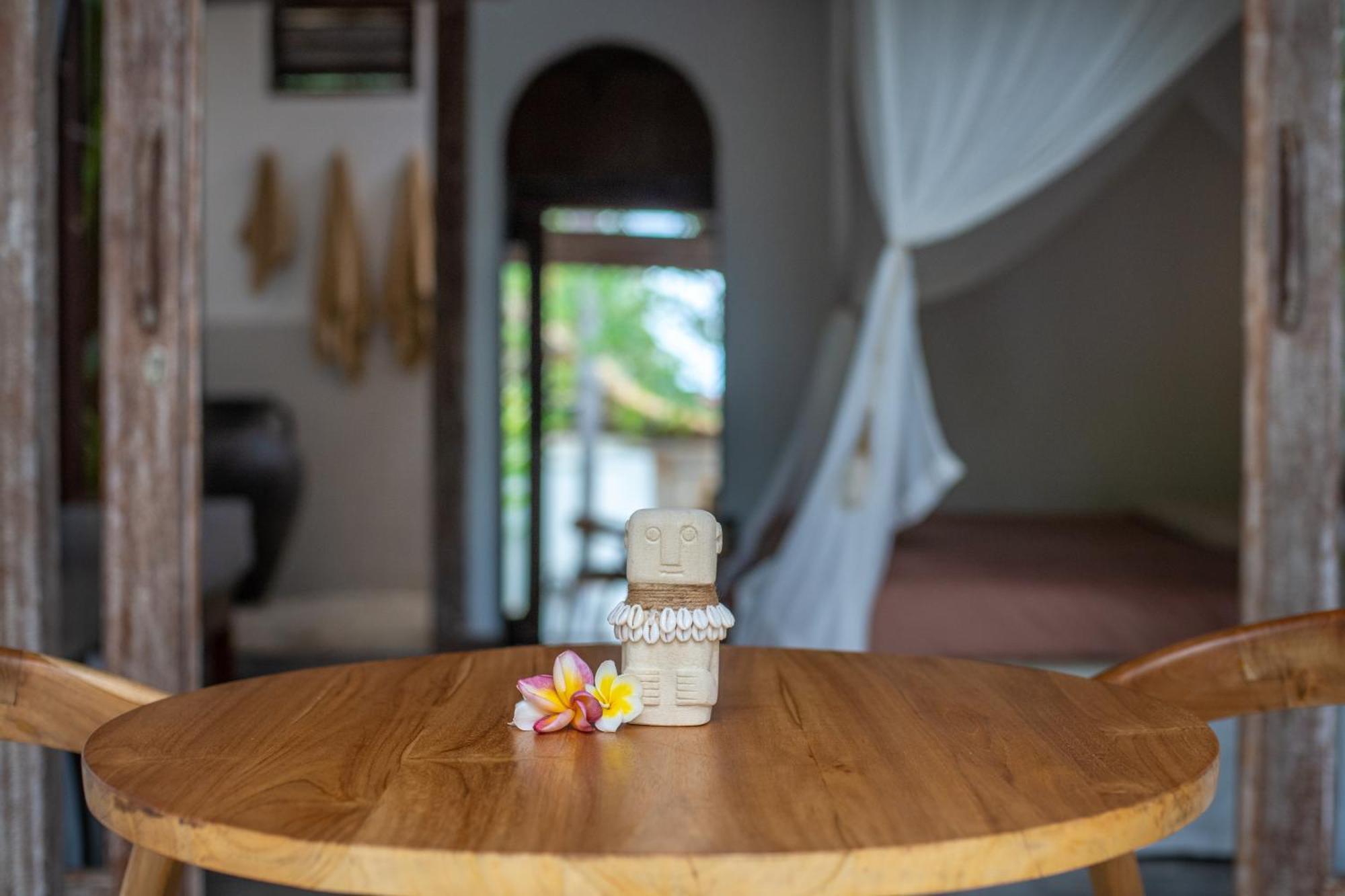 Akasia Villas ギリ・アイル エクステリア 写真
